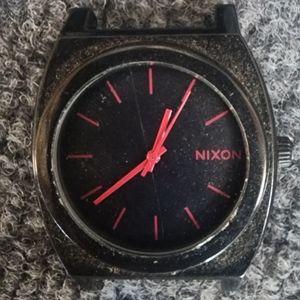 Nixon watch